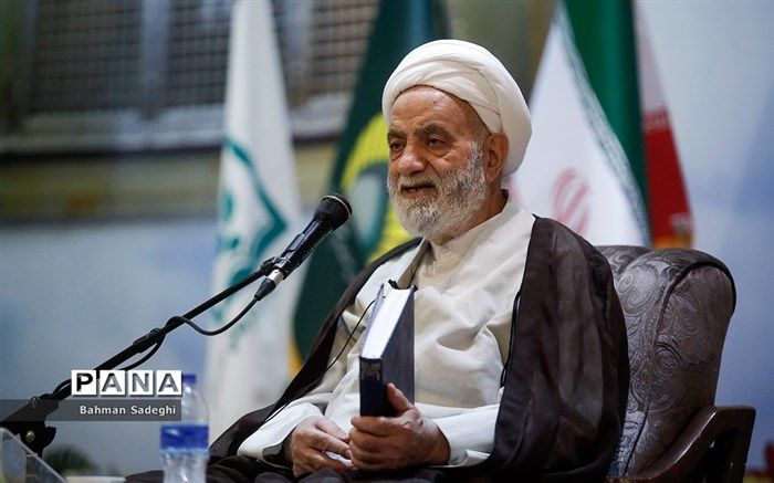 باید دریافت مدرک تحصیلی در گرو یادگیری مهارت باشد‌