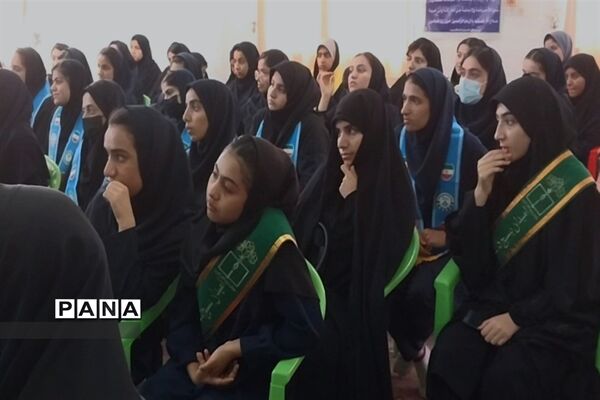 جلسه پرسش و پاسخ تشکل های دانش‌آموزی با مسئولان پارسیان