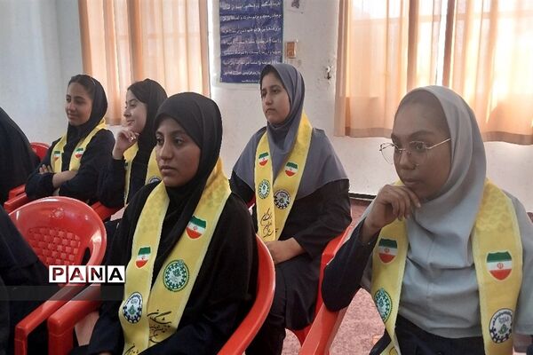 جلسه پرسش و پاسخ تشکل های دانش‌آموزی با مسئولان پارسیان