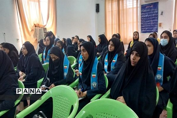 جلسه پرسش و پاسخ تشکل های دانش‌آموزی با مسئولان پارسیان