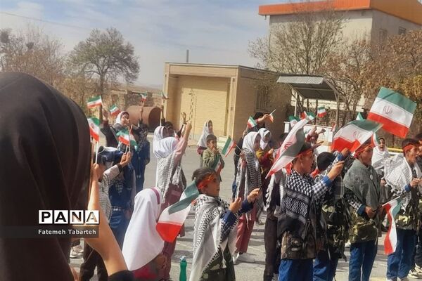 گرامیداشت هفته بسیج دانش‌آموزی در شهرستان فراهان