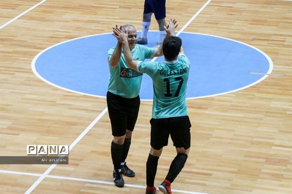 دیدار تیم‌های خبرنگاران و هنرمندان آذربایجان غربی