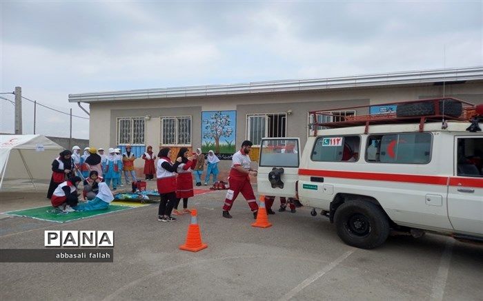 مانور «لحظه صفر» با سناریوی زلزله ۶ ریشتری در پردیس برگزار شد