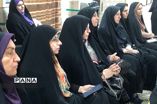 هم‌اندیشی مدیران ناحیه دو ری با موضوع یوم الله ۱۳ آبان