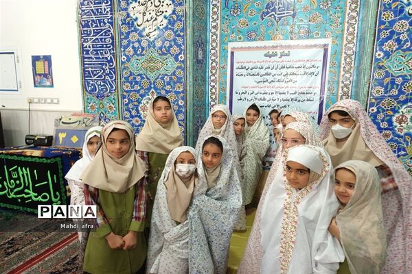 آشنایی دانش‌آموزان دبستان شاهد حریت بهبهان با آداب حضور در مسجد