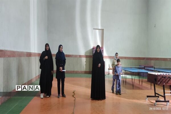 هفته تربیت‌بدنی در  دبیرستان زینبیه و دبیرستان شهید عباسعلی ناطق نوری