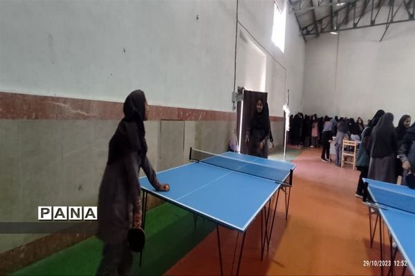 هفته تربیت‌بدنی در  دبیرستان زینبیه و دبیرستان شهید عباسعلی ناطق نوری