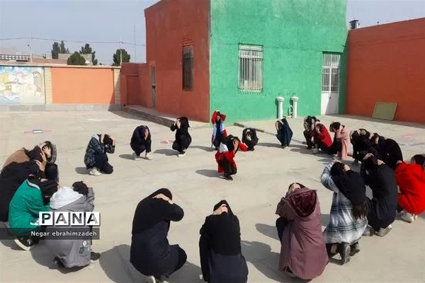 مانور پناه‌گیری و خروج اضطراری در شهرستان جاجرم