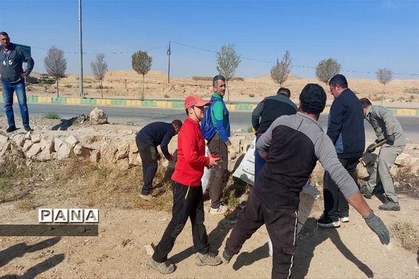 اجرای  پویش همگانی  پاکسازی طبیعت در شهرستان گرمه