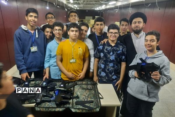 اردوی دانش‌آموزی در فرهنگ‌ سرای ولا ناحیه دو ری