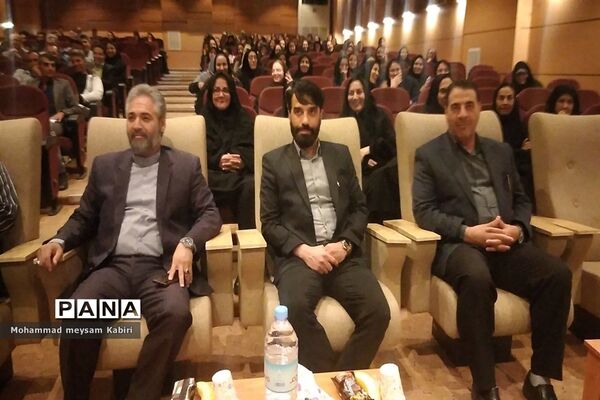 گردهمایی معلمان تربیت‌ بدنی ناحیه٧،در هفته تربیت‌ بدنی