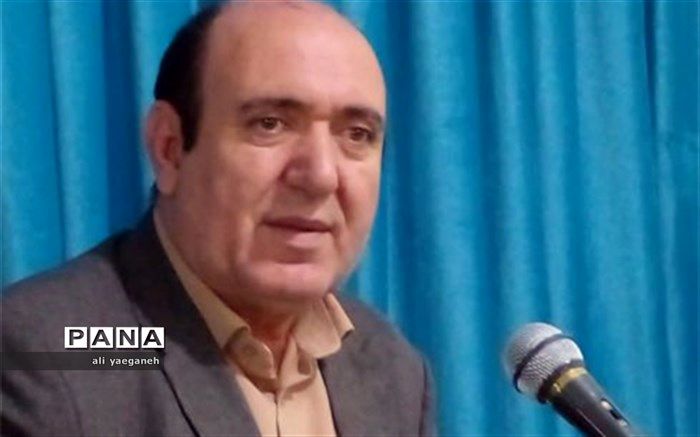 مدیران مدارس همکاران فرهنگی غیرعضو را به عضویت در صندوق ذخیره فرهنگیان ترغیب کنند