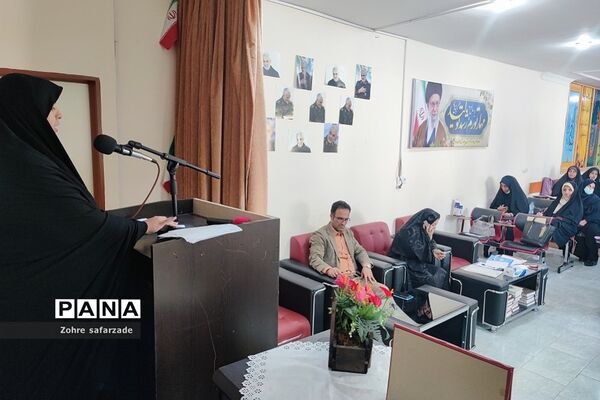 جلسه کارگاهی  جهاد تبیین ویژه معاونان و مربیان پرورشی آموزش و پرورش رودهن