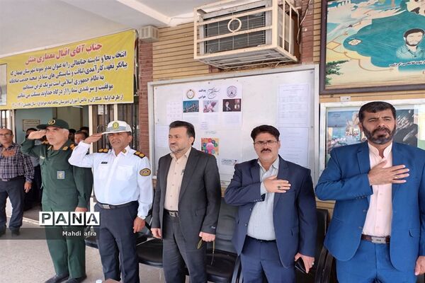 برگزاری مانور پدافند غیرعامل در دبیرستان شاهد امام جواد (ع) بهبهان