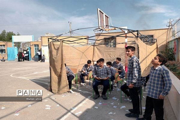 برگزاری مانور پدافند غیرعامل در دبیرستان شاهد امام جواد (ع) بهبهان