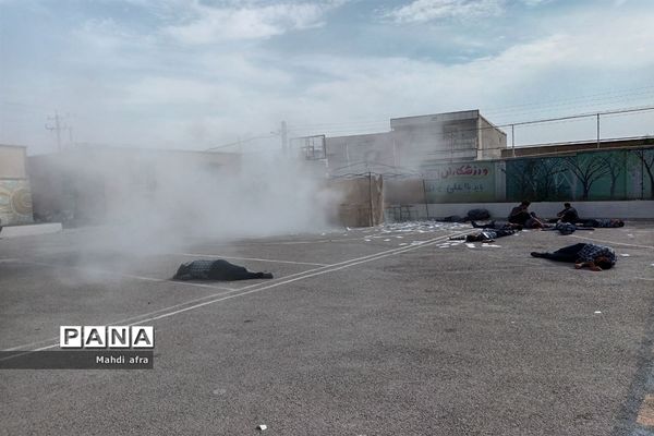 برگزاری مانور پدافند غیرعامل در دبیرستان شاهد امام جواد (ع) بهبهان