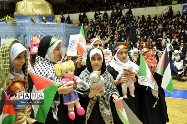 همایش ۱۰ هزار نفری نسل طوفان