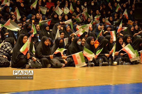 همایش ۱۰ هزار نفری نسل طوفان