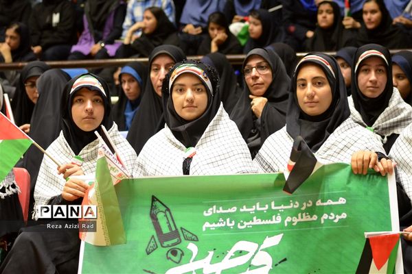 همایش ۱۰ هزار نفری نسل طوفان