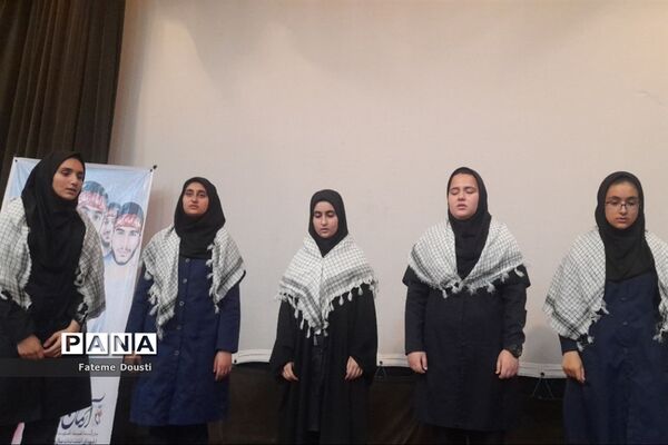 یادواره شهدای دانش‌آموز در طارم