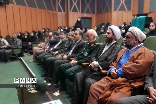 یادواره شهدای دانش‌آموز در طارم