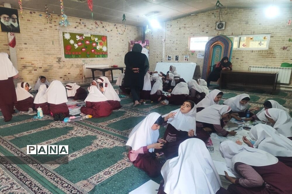 گرامیداشت هفته پدافند غیر عامل در ناحیه 2 ری