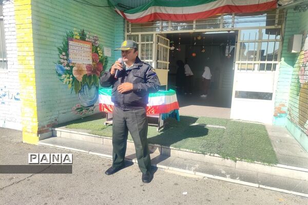 گرامیداشت هفته پدافند غیر عامل در ناحیه 2 ری