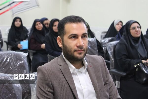 جلسه تخصصی مدیران متوسطه اول