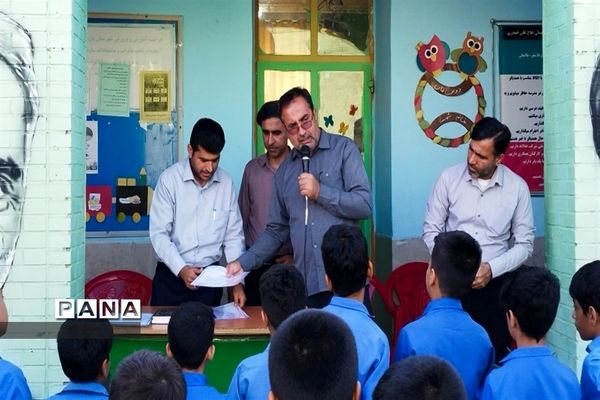 نواخته شدن زنگ پدافند غیرعامل در مدارس پارسیان