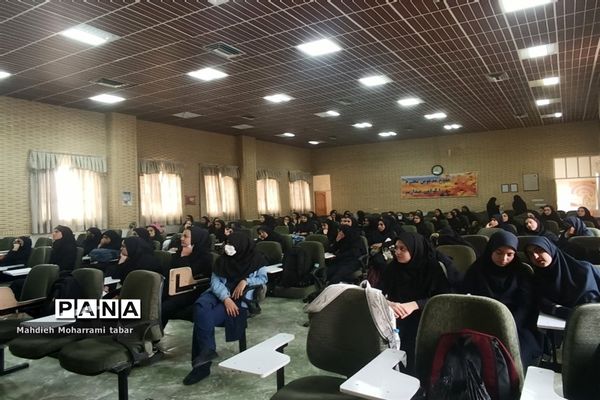 برگزاری رویداد نوجهان در مدارس ناحیه 4 شیراز