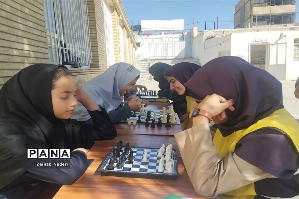 برگزاری المپیاد ورزشی در دبیرستان دخترانه رفعت