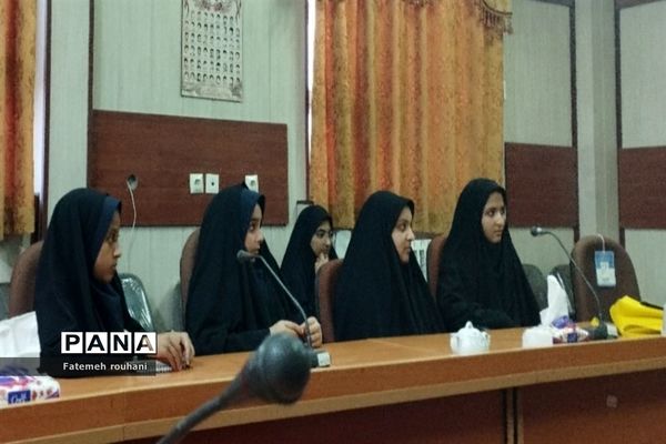 برگزاری جلسه هماهنگی نمایشگاه سفر به دنیای ناشناخته در خلیل آباد