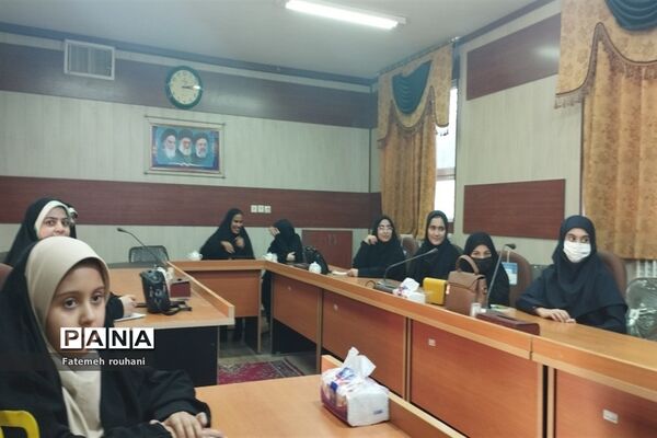 برگزاری جلسه هماهنگی نمایشگاه سفر به دنیای ناشناخته در خلیل آباد