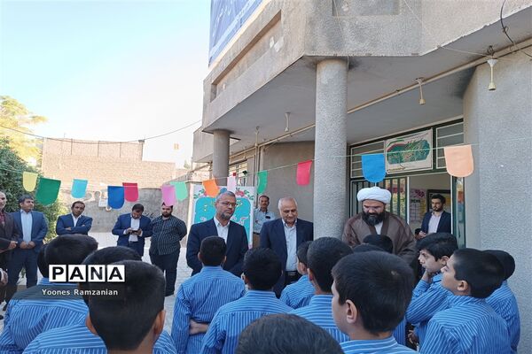 بازدید نماینده ترشیز کهن از آموزشگاه نمونه دولتی مرتضوی خلیل آباد