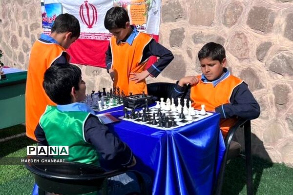 برگزاری المپیاد ورزشی درون‌مدرسه ای در مدرسه شهریار شهرستان‌پردیس