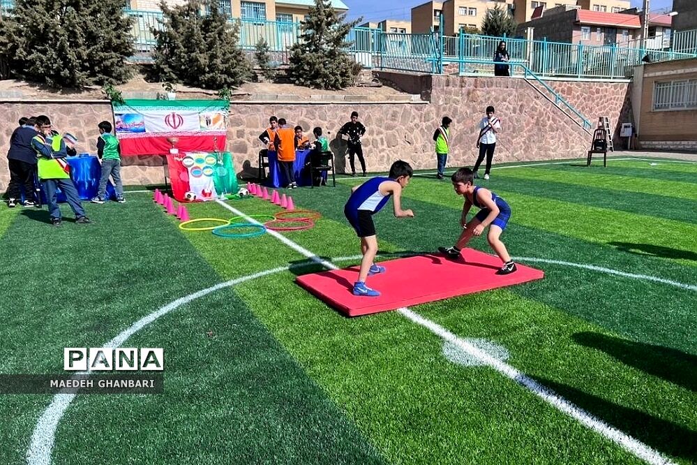 برگزاری المپیاد ورزشی درون‌مدرسه ای در مدرسه شهریار شهرستان‌پردیس
