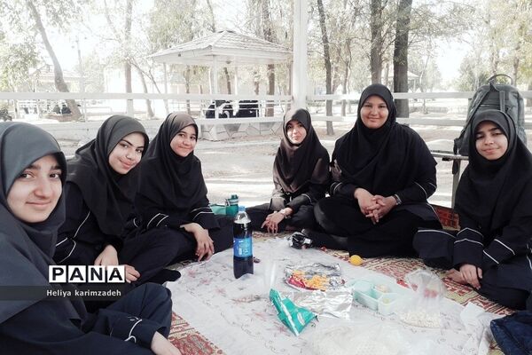 اردوی مثبت‌هشتادیا ۲ ویژه دختران در کانون امام خمینی(ره) شهرری