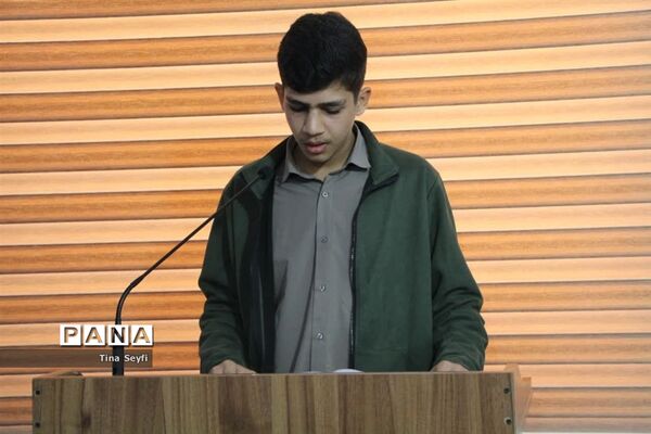 دیدار نمایندگان تشکل‌های دانش‌آموزی شهرستان سمنان با نماینده ولی فقیه در استان