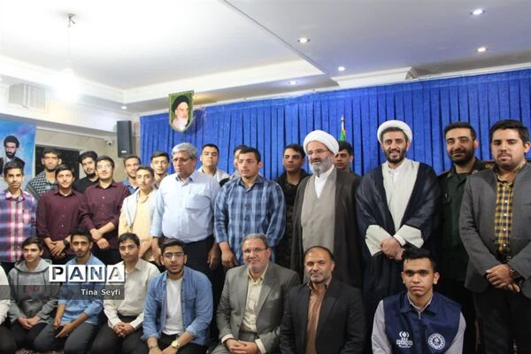 دیدار نمایندگان تشکل‌های دانش‌آموزی شهرستان سمنان با نماینده ولی فقیه در استان