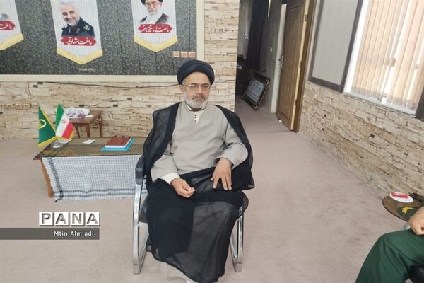 دیدار دانش‌آموزان بسیجی با مسئولین پارسیان