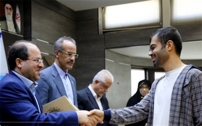 مدال‌آوران المپیادی دانشگاه تهران تجلیل شدند