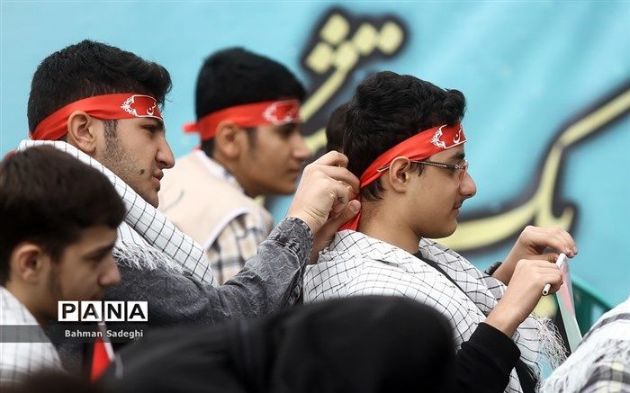 راه‌اندازی پایگاه بسیج دانش‌آموزی شهید آرمان علی‌وردی از سوی رئیس سازمان مدارس غیردولتی