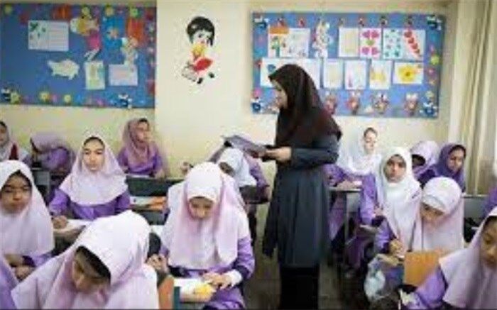 ضرورت آموزش روش‌های متنوع تامین مالی به دانش‌آموزان در هنرستان‌ها