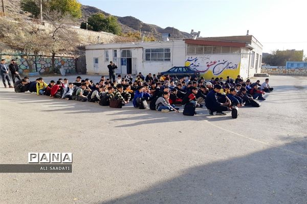 نواختن زنگ پدافند غیر‌عامل در شهرستان کلات