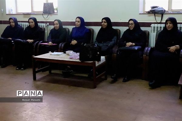 انتخابات شوراهای دانش‌آموزی در دبیرستان سمیه ناحیه ۲ تبریز