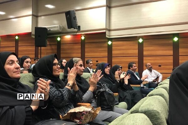 تقدیر از برترین‌های علمی ناحیه ۲ ری