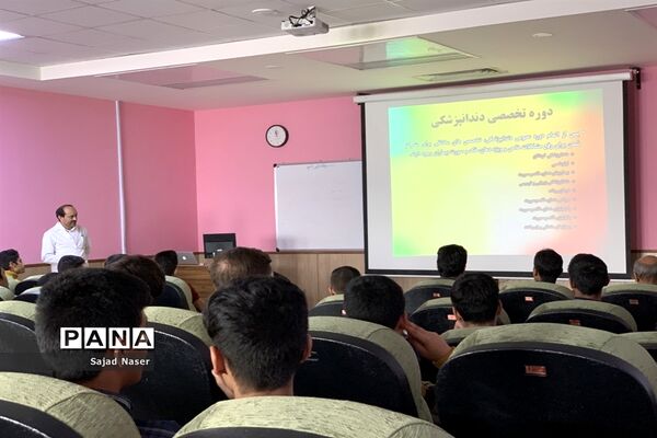 برگزاری اردوی دانش‌آموزان رشته تجربی دبیرستان نمونه آیت الله خامنه‌ای کاشمر