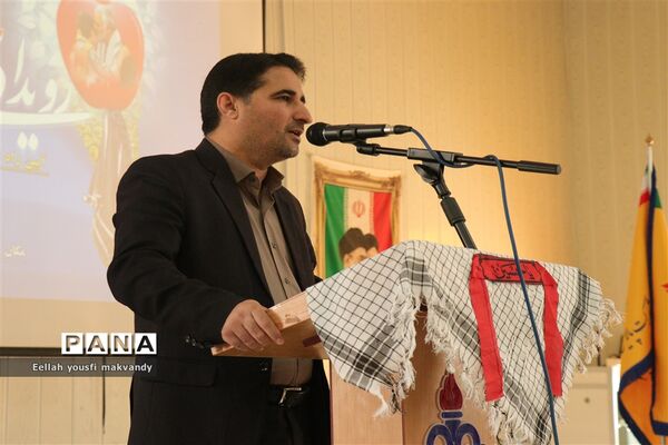 برگزاری رویداد ملی چفیه های بهشتی در مدارس غیردولتی شهرستان امیدیه