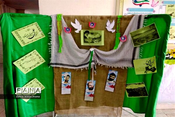 نواختن زنگ هفته پدافند غیر عامل در دبیرستان نمونه دولتی اندیشه کاشمر