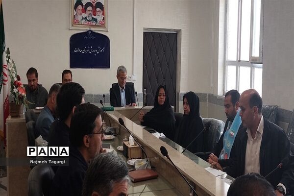 برگزاری جلسه هماهنگی و برنامه‌ریزی در جهت برگزاری مراسم ۱۳ آبان در مه ولات